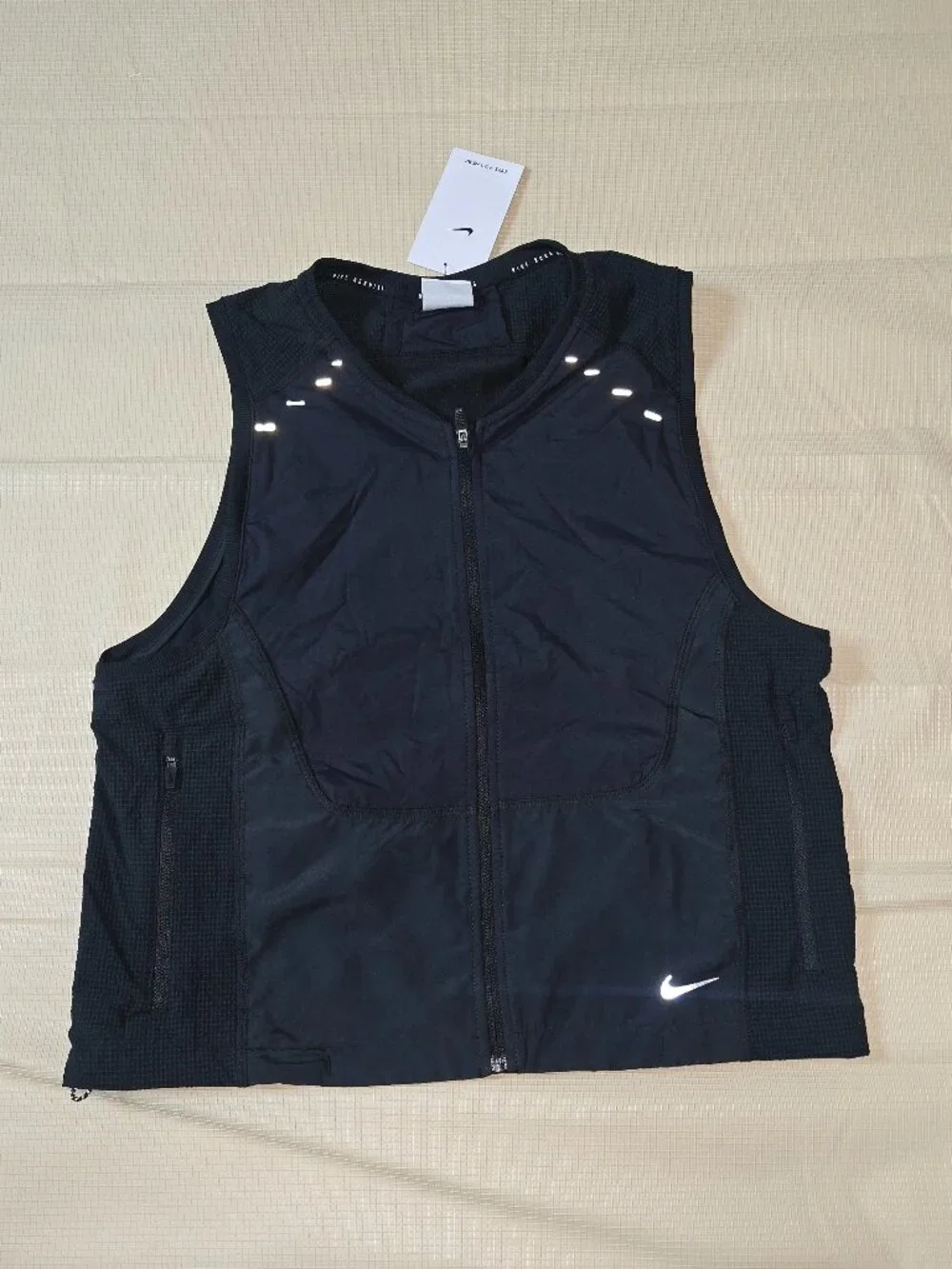 Nike Run Dri-FIT ADV Running Utility Gilet Men's Size S Black HV2006-010